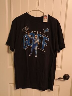 Brand New Men's Large NFL Detroit Lions Jared Goff Graphic Tee -